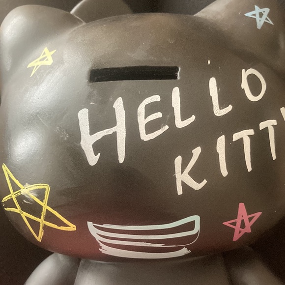 Sanrio Hello Kitty Graffiti collection collectible coin bank - Picture 4 of 4